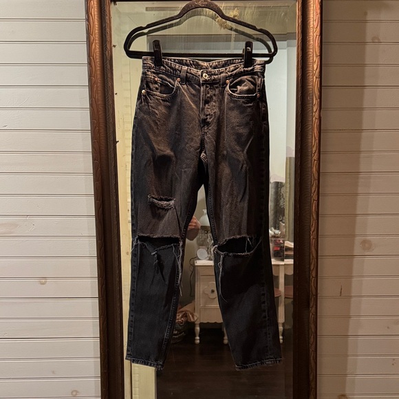 Distressed jeans. - Picture 1 of 2